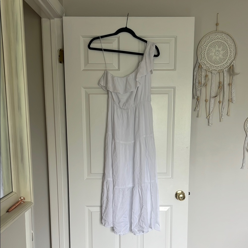 Francesca's Collections White One-Shoulder Sundress